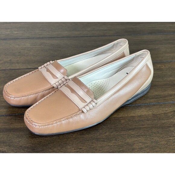 Womens Trotters Caramel two-tone Leather Francie II Penny Loafers Size 8 M Clean